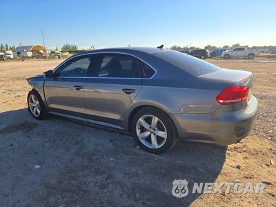 Drugie zdjęcie samochodu z przodu: 2015 VOLKSWAGEN PASSAT S VIN:1VWAT7A39FC104312 - miniatura