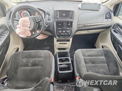 Zdjęcie 8 z 12 samochodu: 2018 DODGE GRAND CARAVAN SE VIN:2C4RDGBG8JR346688 - miniatura
