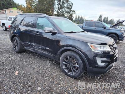Czwarte zdjęcie samochodu z boku: 2017 FORD EXPLORER XLT VIN:1FM5K8D8XHGC22347 - miniatura