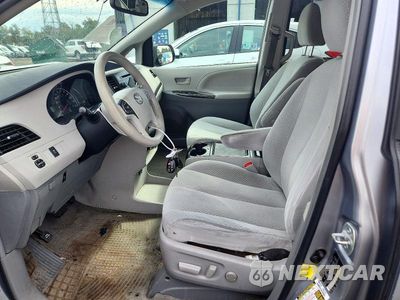 Zdjęcie 7 z 13 samochodu: 2012 TOYOTA SIENNA LE VIN:5TDKK3DC9CS263971 - miniatura