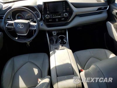 Zdjęcie 8 z 13 samochodu: 2022 TOYOTA HIGHLANDER HYBRID XLE VIN:5TDHBRCH8NS551364 - miniatura
