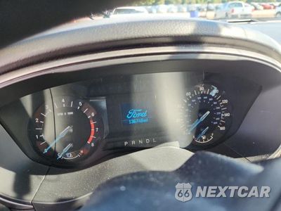 Zdjęcie 9 z 12 samochodu: 2017 FORD FUSION S VIN:3FA6P0G7XHR387733 - miniatura
