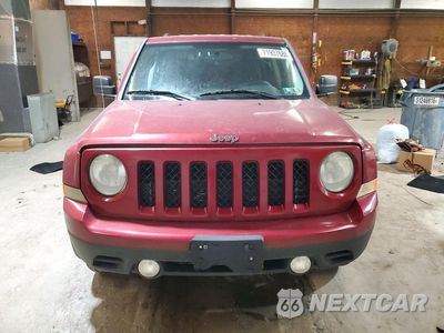 Piąte zdjęcie samochodu w środku: 2012 JEEP PATRIOT SPORT VIN:1C4NJRBB0CD598917 - miniatura
