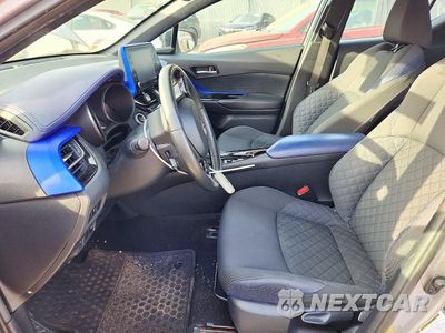 Zdjęcie 7 z 12 samochodu: 2020 TOYOTA C-HR XLE VIN:NMTKHMBXXLR114655 - miniatura