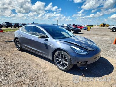 Czwarte zdjęcie samochodu z boku: 2020 TESLA MODEL 3 VIN:5YJ3E1EB3LF663955 - miniatura