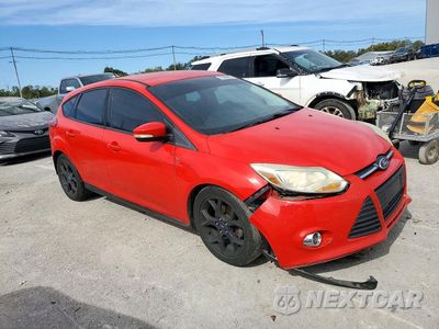 Czwarte zdjęcie samochodu z boku: 2014 FORD FOCUS SE VIN:1FADP3K29EL296533 - miniatura