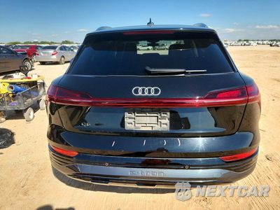 Zdjęcie 6 z 12 samochodu: 2024 AUDI Q8 E-TRON PREMIUM PLUS VIN:WA15AAGE5RB007080 - miniatura