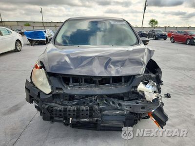 Piąte zdjęcie samochodu w środku: 2015 FORD C-MAX SE VIN:1FADP5AUXFL123779 - miniatura