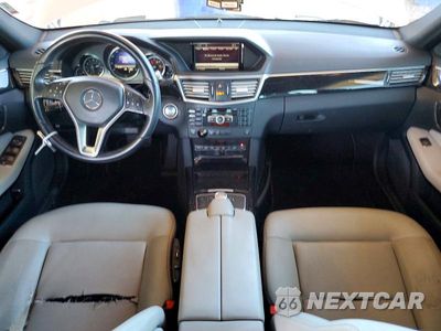 Zdjęcie 8 z 12 samochodu: 2013 MERCEDES-BENZ E 350 BLUETEC VIN:WDDHF2EB9DA723374 - miniatura
