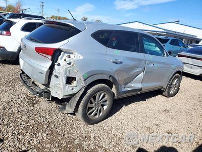 Trzecie zdjęcie samochodu z tyłu: 2018 HYUNDAI TUCSON SE VIN:KM8J2CA48JU716118 - miniatura
