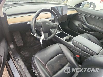 Zdjęcie 8 z 12 samochodu: 2018 TESLA MODEL 3 VIN:5YJ3E1EBXJF130790 - miniatura