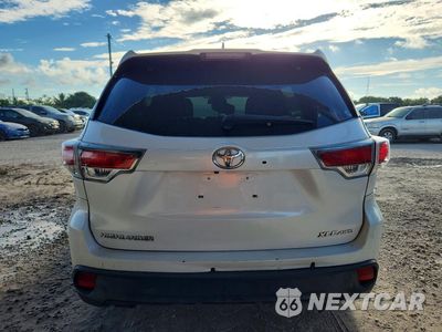 Zdjęcie 6 z 13 samochodu: 2016 TOYOTA HIGHLANDER XLE VIN:5TDJKRFH3GS326348 - miniatura