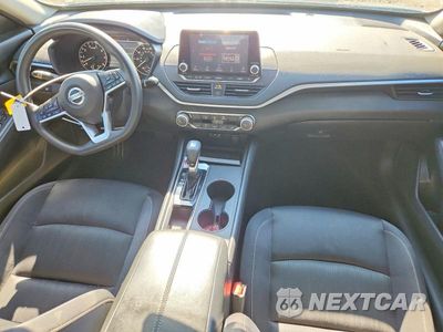 Zdjęcie 8 z 12 samochodu: 2019 NISSAN ALTIMA S VIN:1N4BL4BVXKC253401 - miniatura