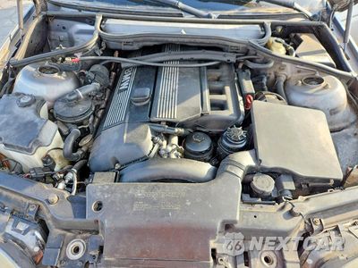 Zdjęcie 11 z 12 samochodu: 2004 BMW 325 I VIN:WBAET37444NJ44891 - miniatura