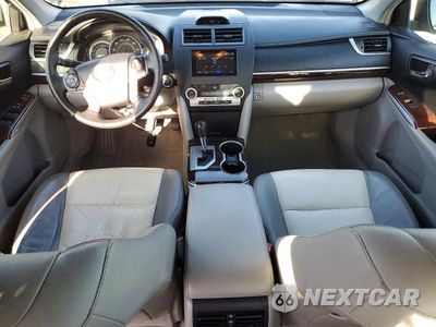 Zdjęcie 8 z 12 samochodu: 2014 TOYOTA CAMRY XLE VIN:4T4BF1FK3ER389496 - miniatura