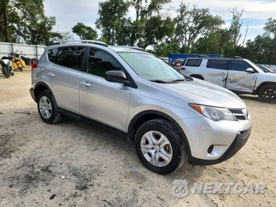 Czwarte zdjęcie samochodu z boku: 2015 TOYOTA RAV4 LE VIN:2T3ZFREV9FW147789 - miniatura