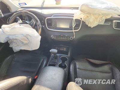 Zdjęcie 8 z 12 samochodu: 2019 KIA SORENTO LX VIN:5XYPG4A30KG514227 - miniatura
