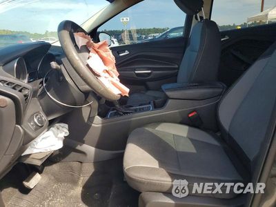 Zdjęcie 7 z 13 samochodu: 2018 FORD ESCAPE SE VIN:1FMCU9GD9JUA53915 - miniatura
