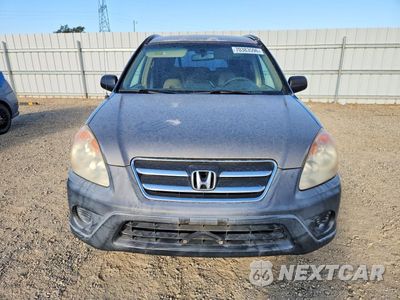 Piąte zdjęcie samochodu w środku: 2005 HONDA CR-V LX VIN:JHLRD68595C004068 - miniatura