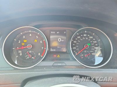 Zdjęcie 9 z 12 samochodu: 2017 VOLKSWAGEN GTI S/SE VIN:3VW447AU0HM054419 - miniatura