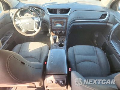 Zdjęcie 8 z 13 samochodu: 2017 CHEVROLET TRAVERSE LT VIN:1GNKRGKD7HJ224824 - miniatura