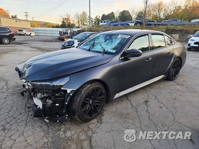 2025 BMW M5 WBS83FK08SCU36616 - główne zdjęcie licytacji z USA - miniatura