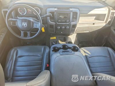 Zdjęcie 8 z 12 samochodu: 2015 RAM 3500 VIN:3C7WR9CJ6FG679272 - miniatura