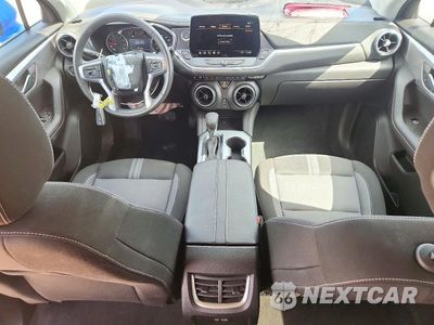 Zdjęcie 8 z 13 samochodu: 2026 CHEVROLET BLAZER 2LT VIN:3GNKBCR41TS164579 - miniatura