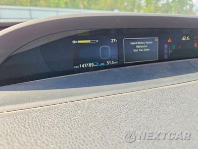 Zdjęcie 9 z 13 samochodu: 2017 TOYOTA PRIUS FOUR VIN:JTDKARFU6H3053896 - miniatura