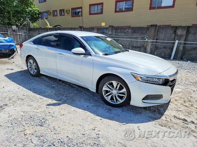 Czwarte zdjęcie samochodu z boku: 2018 HONDA ACCORD LX VIN:1HGCV1F15JA152759 - miniatura