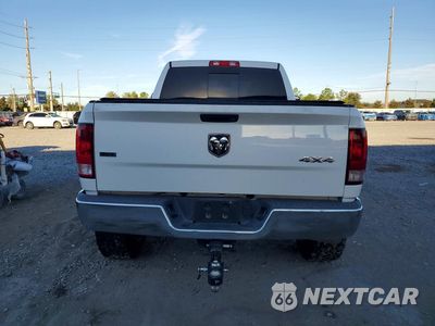 Zdjęcie 6 z 12 samochodu: 2017 RAM 2500 SLT VIN:3C6UR5DL6HG675813 - miniatura