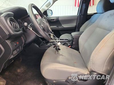 Zdjęcie 7 z 12 samochodu: 2022 TOYOTA TACOMA SR VIN:3TYRX5GN6NT059936 - miniatura