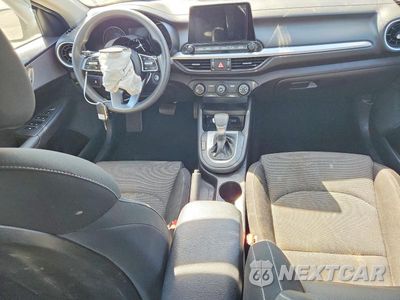 Zdjęcie 8 z 12 samochodu: 2023 KIA FORTE LXS VIN:3KPF24AD0PE653572 - miniatura