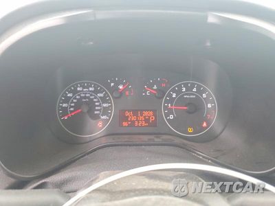 Zdjęcie 9 z 13 samochodu: 2021 RAM PROMASTER CITY VIN:ZFBHRFAB7M6T86921 - miniatura