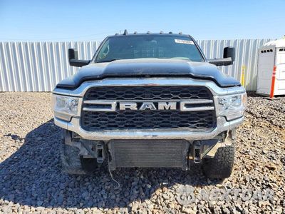 Piąte zdjęcie samochodu w środku: 2021 RAM 3500 TRADESMAN VIN:3C63RRGL2MG565933 - miniatura