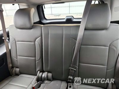 Zdjęcie 10 z 13 samochodu: 2015 CHEVROLET SUBURBAN K1500 LT VIN:1GNSKJKC3FR619963 - miniatura