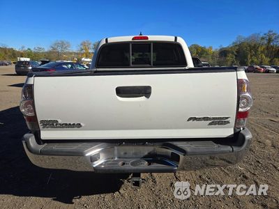 Zdjęcie 6 z 12 samochodu: 2014 TOYOTA TACOMA DOUBLE CAB VIN:5TFJX4GN7EX030717 - miniatura