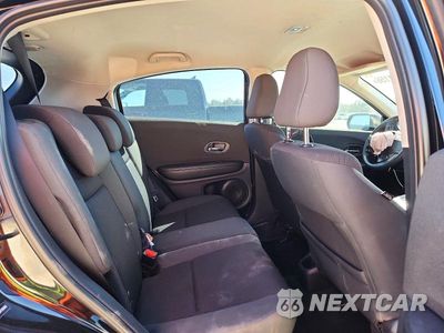Zdjęcie 11 z 14 samochodu: 2020 HONDA HR-V LX VIN:3CZRU5H39LM705690 - miniatura
