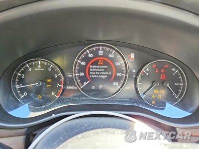 Zdjęcie 9 z 12 samochodu: 2019 MAZDA 3 PREFERRED VIN:JM1BPAMM3K1118077 - miniatura