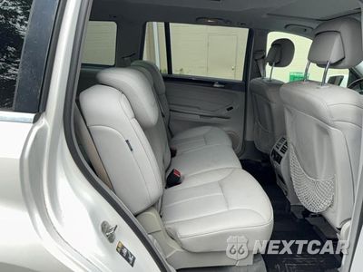 Zdjęcie 6 z 10 samochodu: 2012 MERCEDES-BENZ GL 350 BLUETEC VIN:4JGBF2FE7CA797511 - miniatura