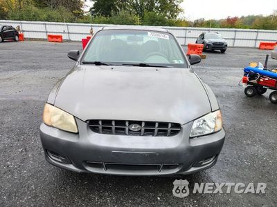 Piąte zdjęcie samochodu w środku: 2002 HYUNDAI ACCENT GL VIN:KMHCG45C02U282277 - miniatura