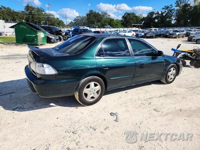 Trzecie zdjęcie samochodu z tyłu: 2000 HONDA ACCORD EX VIN:1HGCG1650YA008110 - miniatura