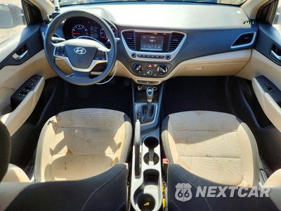Zdjęcie 8 z 12 samochodu: 2018 HYUNDAI ACCENT SE VIN:3KPC24A34JE035320 - miniatura