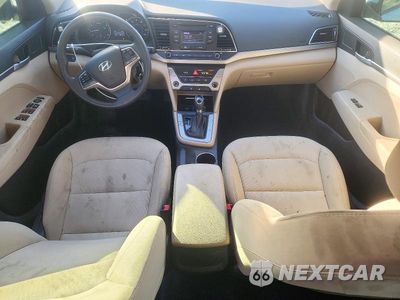Zdjęcie 8 z 12 samochodu: 2018 HYUNDAI ELANTRA SE VIN:5NPD74LF6JH289037 - miniatura