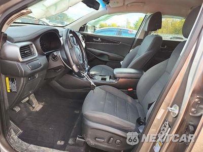 Zdjęcie 7 z 13 samochodu: 2017 KIA SORENTO LX VIN:5XYPGDA30HG265145 - miniatura