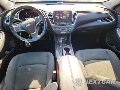 Zdjęcie 8 z 13 samochodu: 2017 CHEVROLET MALIBU LT VIN:1G1ZE5ST9HF126128 - miniatura