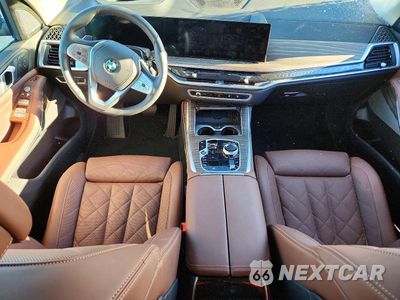 Zdjęcie 8 z 13 samochodu: 2026 BMW X7 XDRIVE40I VIN:5UX23EM04T9377517 - miniatura
