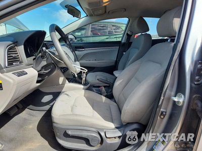 Zdjęcie 7 z 12 samochodu: 2017 HYUNDAI ELANTRA SE VIN:KMHD74LF1HU383970 - miniatura
