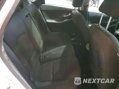 Zdjęcie 10 z 12 samochodu: 2018 HYUNDAI ELANTRA GT BASE VIN:KMHH35LE9JU058869 - miniatura
