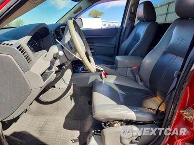 Zdjęcie 7 z 13 samochodu: 2005 JEEP GRAND CHEROKEE LIMITED VIN:1J4HR58NX5C628895 - miniatura